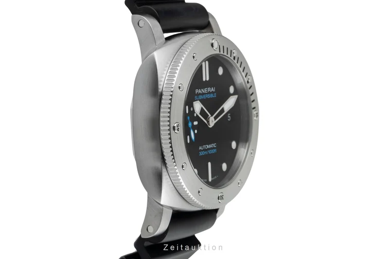 Panerai Submersible steel automatic men's watch PAM00973 LP: 9700EUR [2601954]