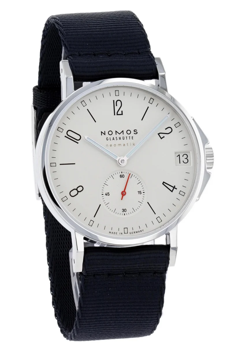 NOMOS Glashütte Ahoi neomatik 38 Datum