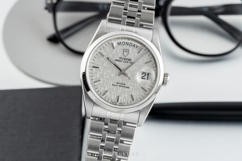 Tudor Date-Day steel automatic men's watch 76200 [2602279]