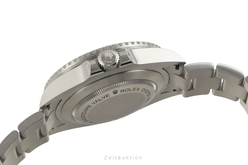 Rolex Sea-Dweller steel automatic men's watch 126600 [2602013]