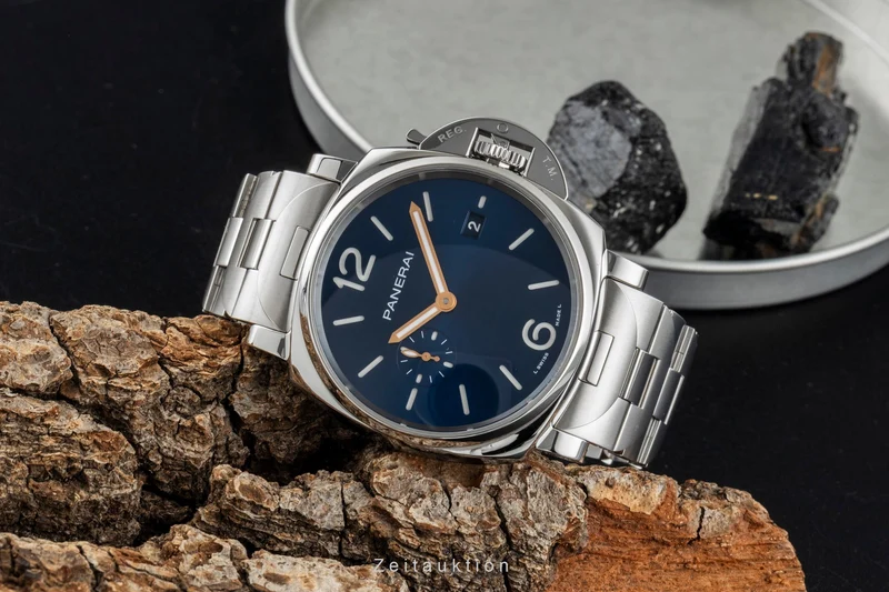 Panerai Luminor steel automatic men's watch PAM01124 LP: 8600EUR [2507320]