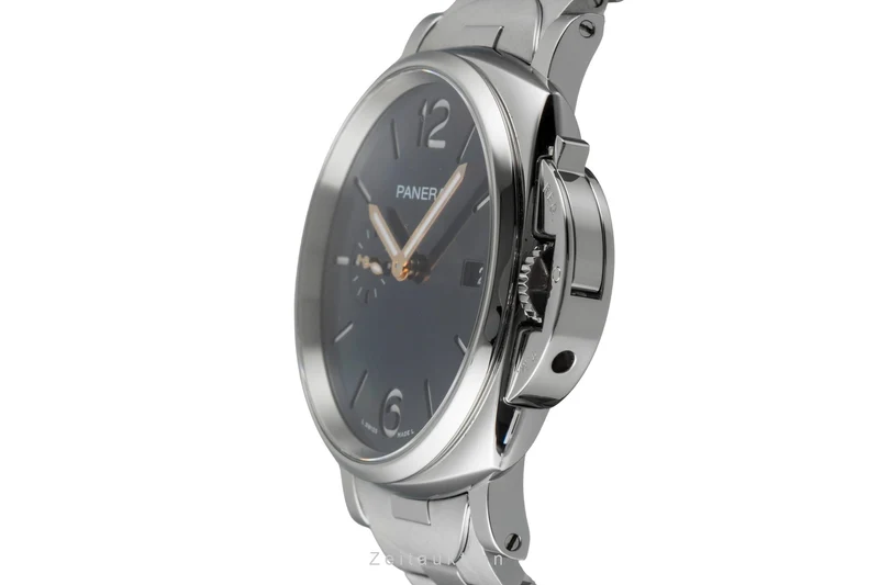 Panerai Luminor steel automatic men's watch PAM01124 LP: 8600EUR [2507320]