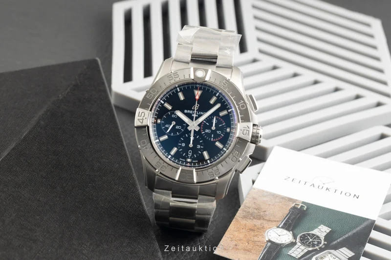 Breitling Avenger chronograph titanium automatic men's watch EB0148101B1E1 LP: 9950EUR [2602158]