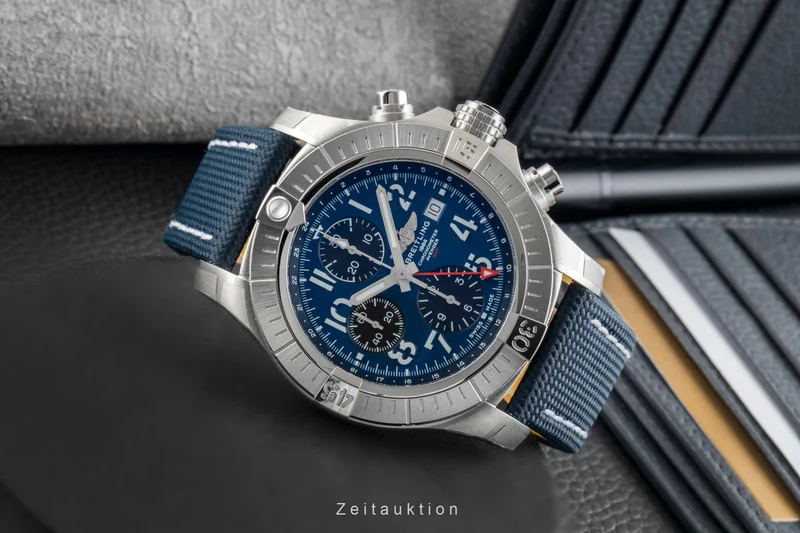 Breitling Avenger chronograph steel automatic men's watch A24315101C1X1 LP: 6600EUR [2602113]
