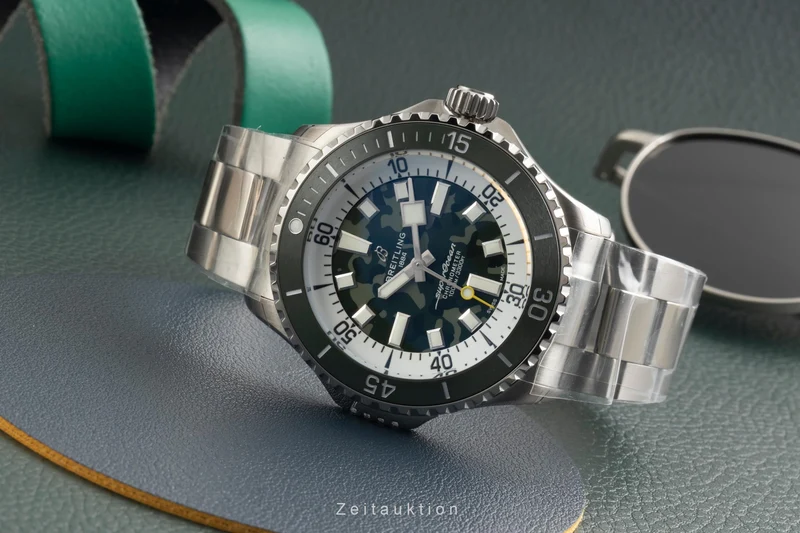 Breitling Superocean titanium automatic men's watch E10379D31L1E1 LP: 7350EUR [2602195]