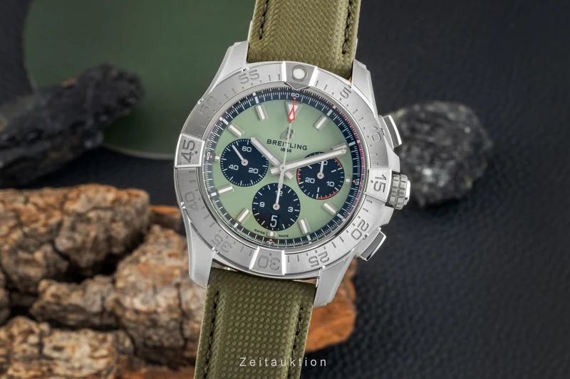 Breitling Avenger chronograph steel automatic men's watch AB0147101L1X1 LP: 6900EUR [2602178]