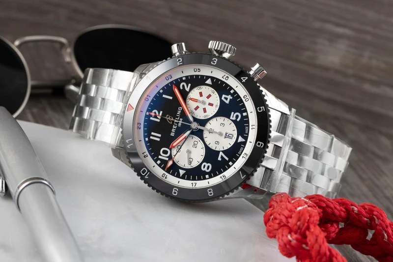 Breitling Super Avi chronograph steel automatic men's watch YB04451A1B1A1 LP: 11600EUR [2602163]