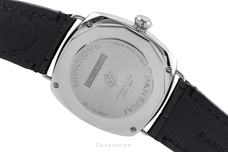 Panerai Radiomir steel automatic men's watch PAM01572 LP: 6300EUR [2602379]