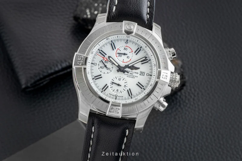 Breitling Super Avenger steel automatic men's watch A133751A1A1X2 LP: 5700EUR [2602237]
