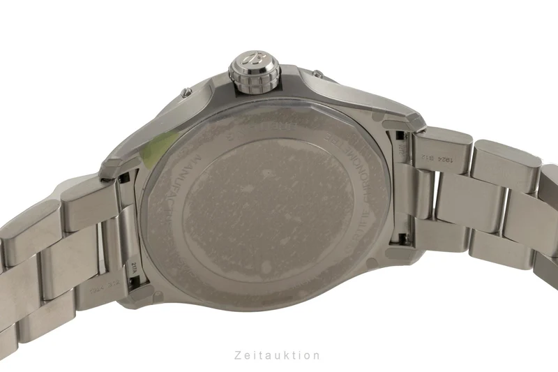 Breitling Avenger steel automatic men's watch A17328101C1A1 LP: 5200EUR [2602107]