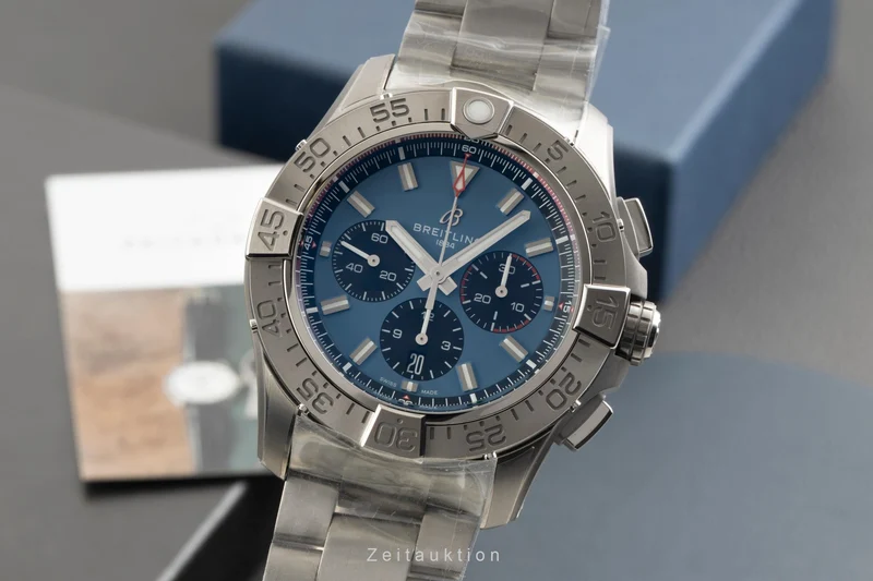 Breitling Avenger chronograph titanium automatic men's watch EB0148101C1E1 LP: 9950EUR [2602157]