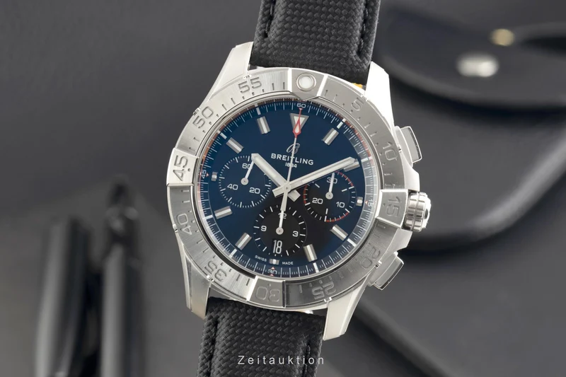 Breitling Avenger chronograph steel automatic men's watch AB0147101B1X1 LP: 6900EUR [2602155]
