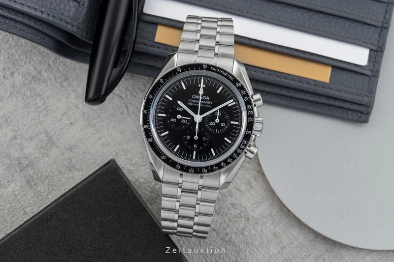 Omega Speedmaster Moonwatch chronograph steel manual winding men's watch 310.30.42.50.01.002 LP: 8700EUR [2602428]