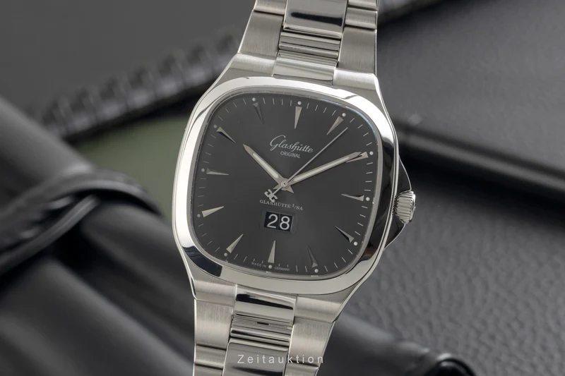 Glashütte Seventies steel automatic men's watch 2-39-47-12-12-14 LP: 10800EUR [2601776]
