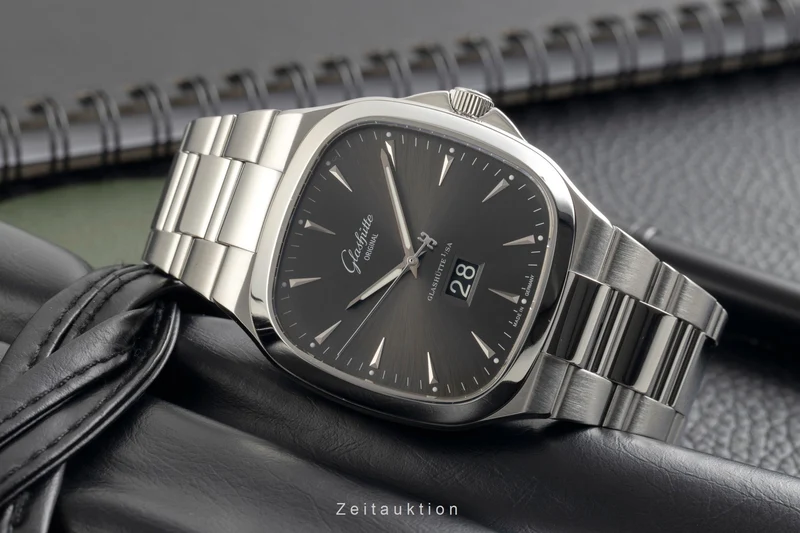 Glashütte Seventies steel automatic men's watch 2-39-47-12-12-14 LP: 10800EUR [2601776]