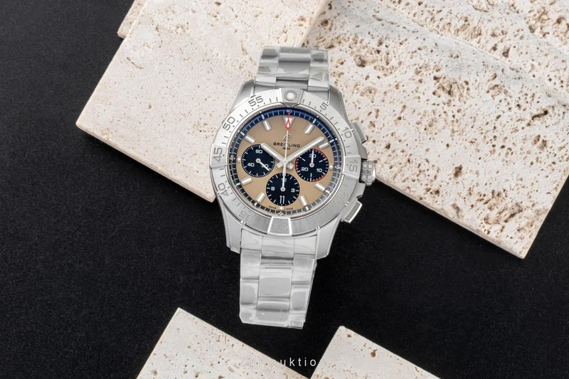 Breitling Avenger chronograph steel automatic men's watch AB0147101A1A1 LP: 7200EUR [2602117]