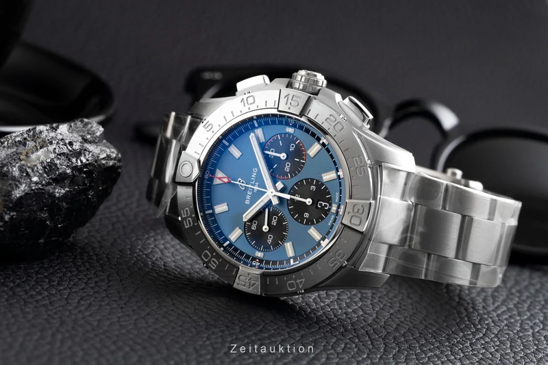 Breitling Avenger chronograph steel automatic men's watch AB0147101C1A1 LP: 7200EUR [2602152]