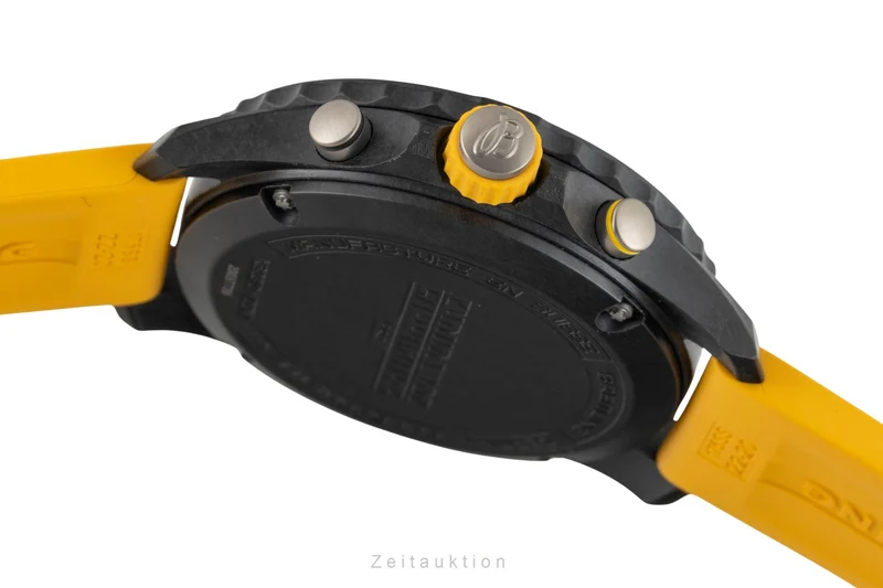 Breitling Endurance Pro chronograph breitlight quartz men's watch X82310A41B1S1 LP: 3600EUR [2602132]