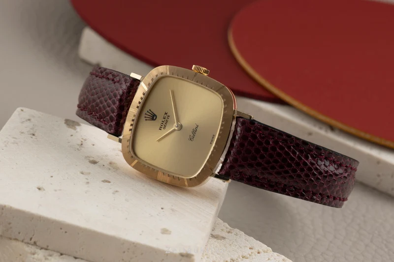 Rolex Cellini 18 ct gold manual winding women's watch 4082 Vintage [2601360]