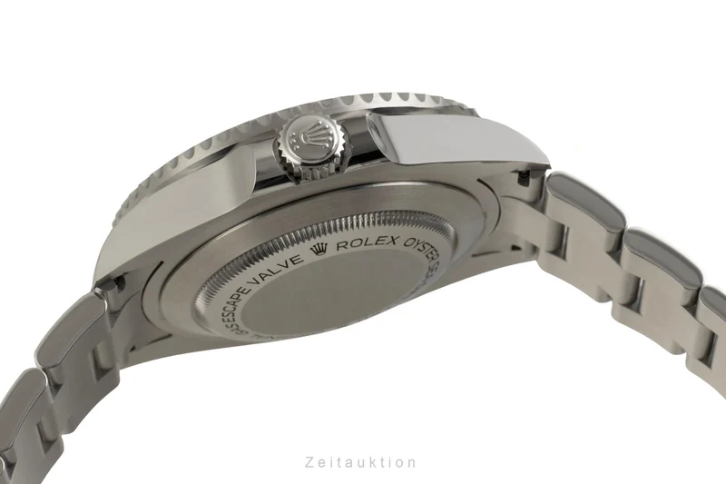 Rolex Sea-Dweller steel automatic men's watch 126600 [2601952]