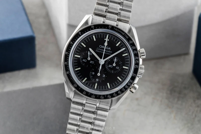 Omega Speedmaster Moonwatch chronograph steel manual winding men's watch 310.30.42.50.01.002 LP: 8700EUR [2602053]