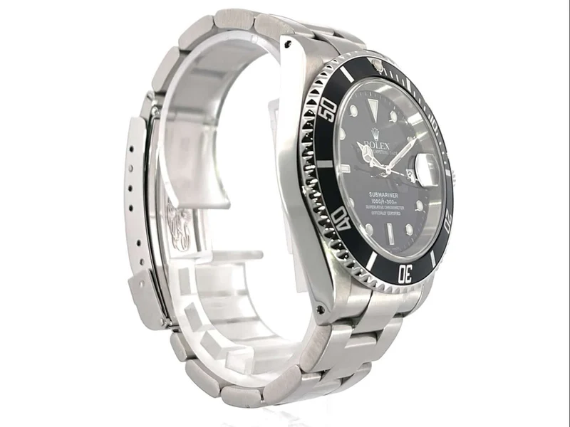 Rolex Submariner Date 16610 aus 2002 LC100