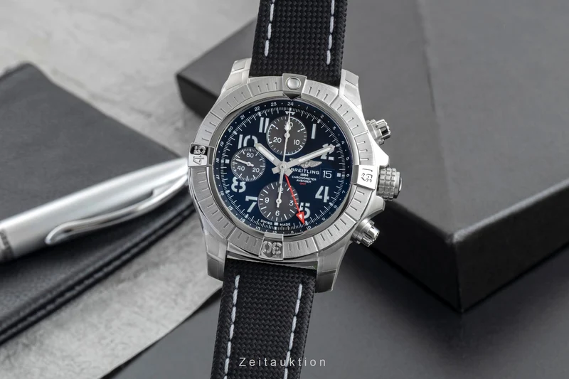 Breitling Avenger chronograph steel automatic men's watch A24315101B1X1 LP: 6800EUR [2602110]