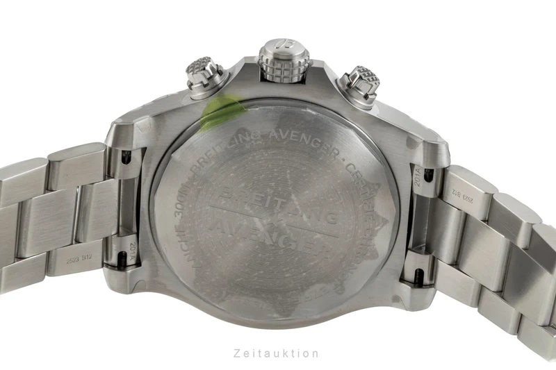 Breitling Avenger chronograph steel automatic men's watch A24315101C1A1 LP: 7250EUR [2602111]