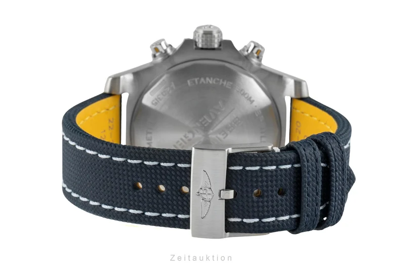Breitling Avenger chronograph steel automatic men's watch A24315101C1X1 LP: 6600EUR [2602150]