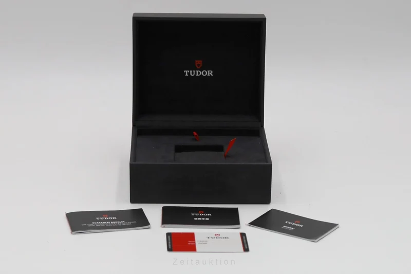 Tudor Black Bay steel automatic men's watch 79230R [2601907]
