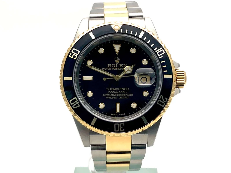 Rolex Submariner Date 16613 aus 2004 F-Serie neuer Service