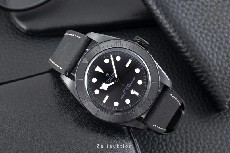 Tudor Black Bay ceramic / steel automatic men's watch 79210CNU-0001 LP: 5570EUR [2601964]