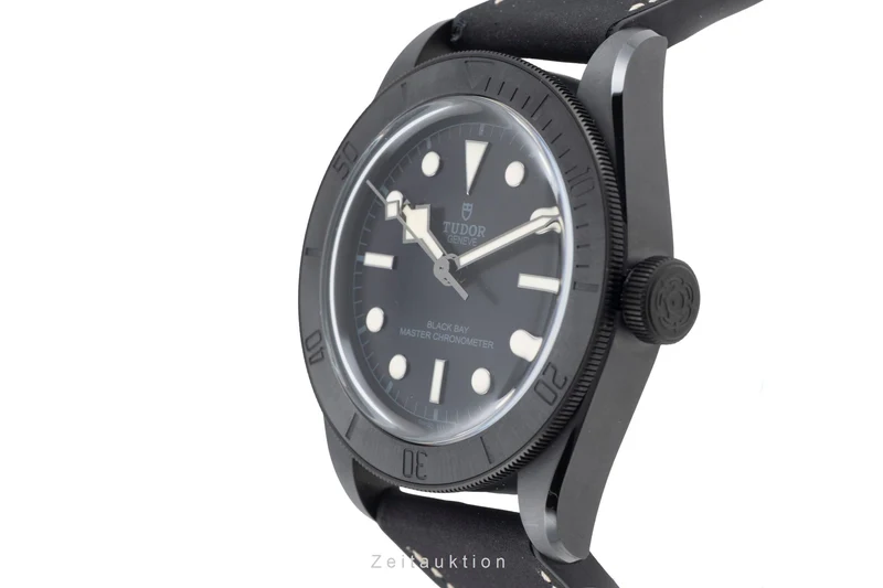 Tudor Black Bay ceramic / steel automatic men's watch 79210CNU-0001 LP: 5570EUR [2601964]
