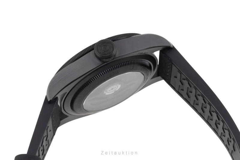 Tudor Black Bay ceramic / steel automatic men's watch 79210CNU-0001 LP: 5570EUR [2601964]