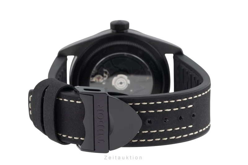 Tudor Black Bay ceramic / steel automatic men's watch 79210CNU-0001 LP: 5570EUR [2601964]