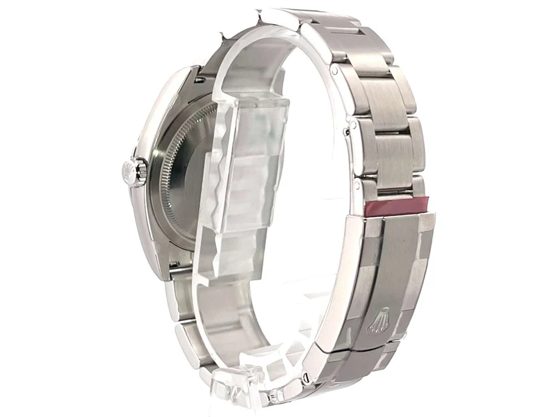 Rolex Oyster Perpetual 36 126000 Schwarz verklebt
