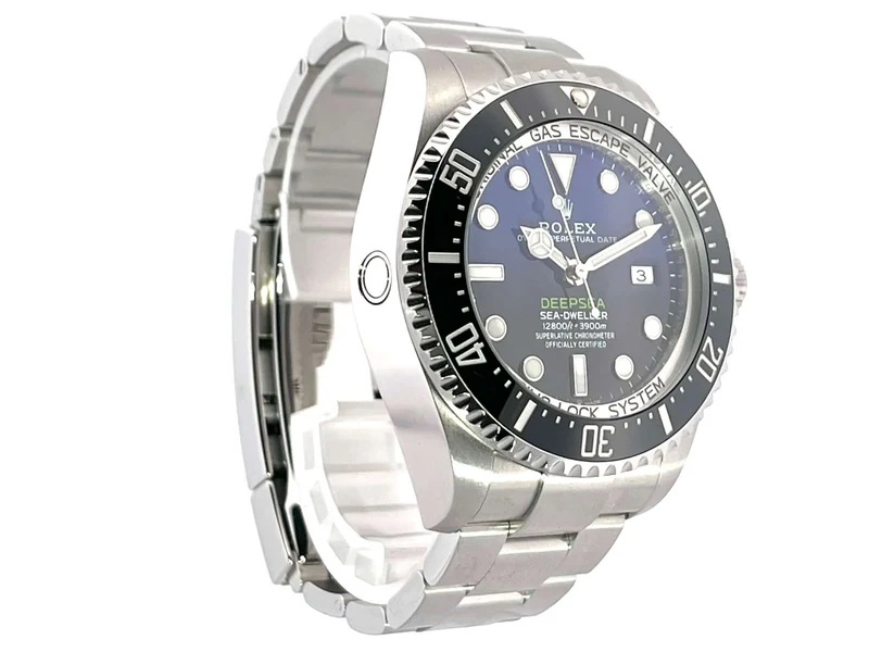 Rolex Sea-Dweller Deepsea 126660 D-Blue aus 2020