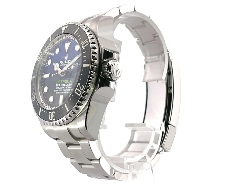 Rolex Sea-Dweller Deepsea 126660 D-Blue aus 2019