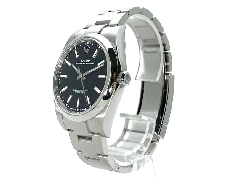 Rolex Oyster Perpetual 39 114300 Schwarz ungetragen aus 2020