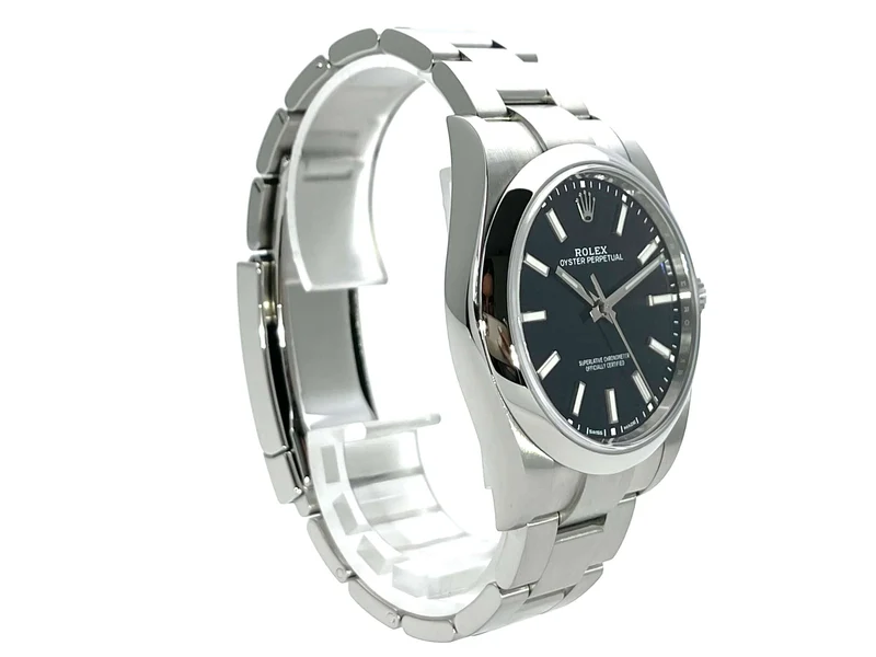 Rolex Oyster Perpetual 39 114300 Schwarz ungetragen aus 2020