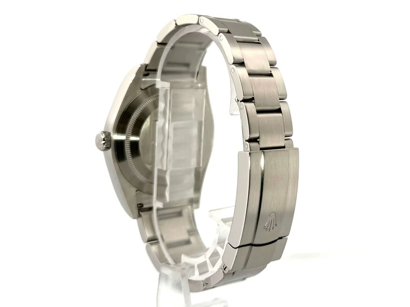 Rolex Oyster Perpetual 39 red grape 114300
