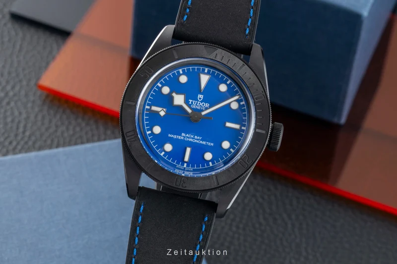 Tudor Black Bay ceramic / steel automatic men's watch M79210CNU-0007 LP: 5570EUR [2601960]