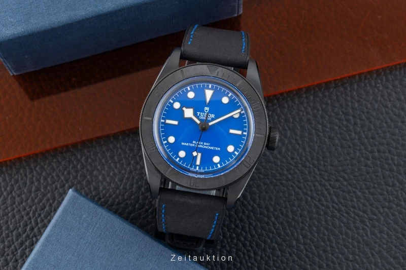 Tudor Black Bay ceramic / steel automatic men's watch M79210CNU-0007 LP: 5570EUR [2601960]
