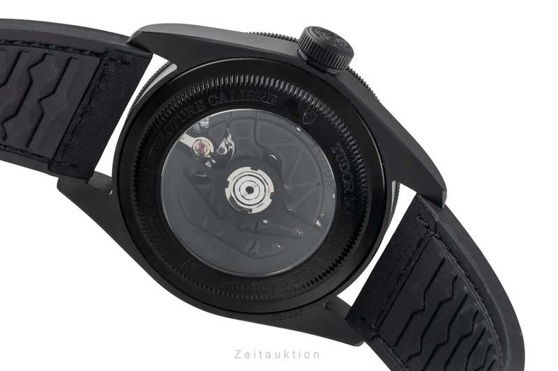 Tudor Black Bay ceramic / steel automatic men's watch M79210CNU-0007 LP: 5570EUR [2601960]