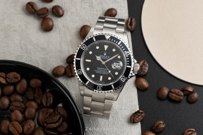 Rolex Submariner steel automatic men's watch 16610 T [2602386]