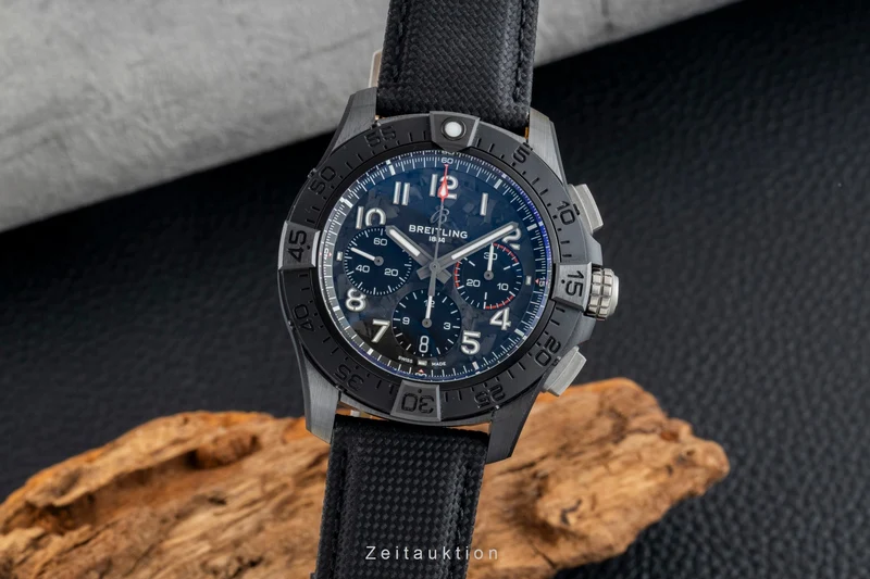 Breitling Avenger chronograph ceramic / titanium automatic men's watch SB0147 LP: 9600EUR [2601727]