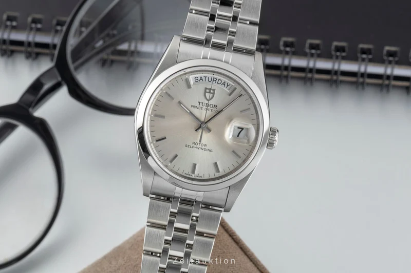 Tudor Date-Day steel automatic men's watch 76200 [2601674]