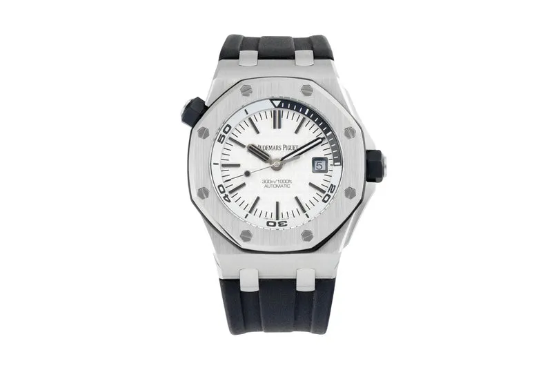 Audemars Piguet Royal Oak steel automatic men's watch 15710ST.OO.A002CA.02 LP: 30100EUR [2600936]