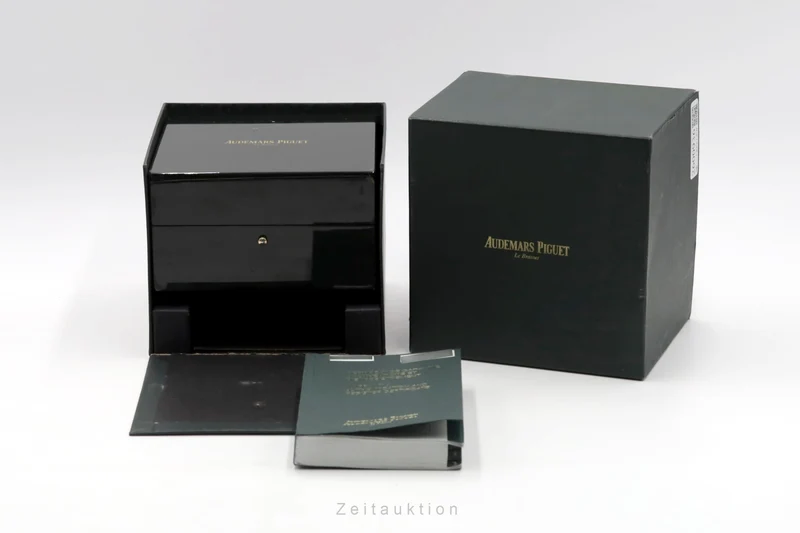 Audemars Piguet Royal Oak steel automatic men's watch 15710ST.OO.A002CA.02 LP: 30100EUR [2600936]