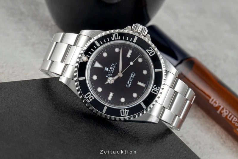 Rolex Submariner steel automatic men's watch 14060M [2601387]